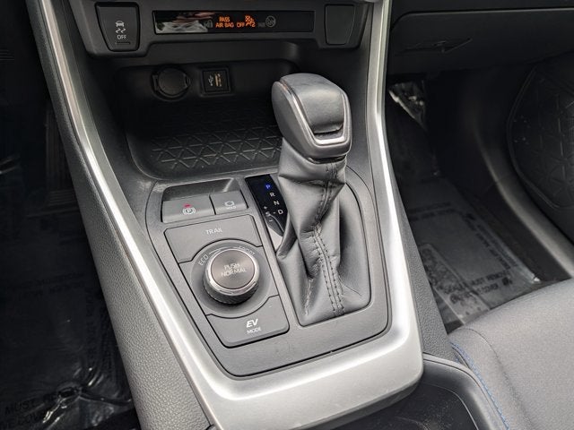 2023 Toyota RAV4 Hybrid SE