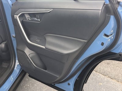 2023 Toyota RAV4 Hybrid SE