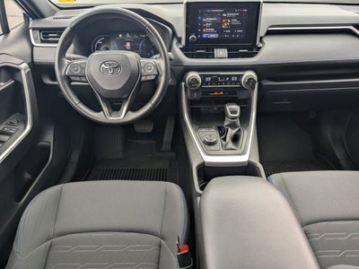2023 Toyota RAV4 Hybrid SE