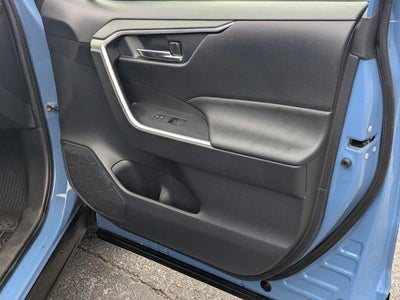 2023 Toyota RAV4 Hybrid SE