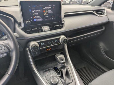 2023 Toyota RAV4 Hybrid SE