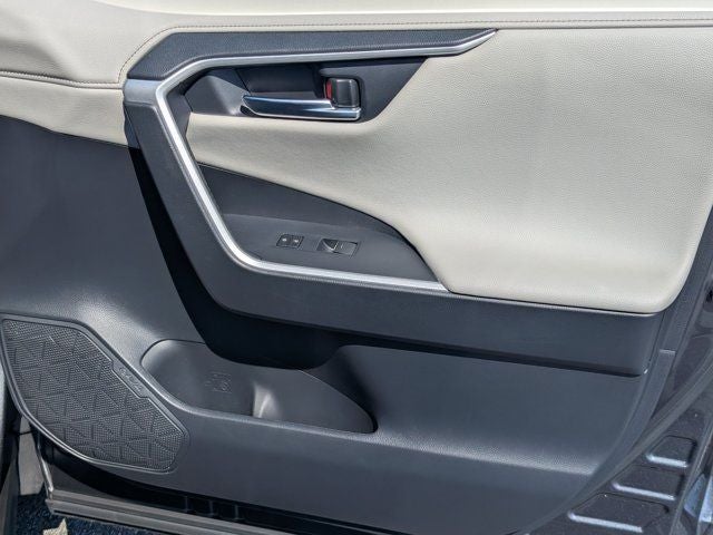2025 Toyota RAV4 Hybrid Limited