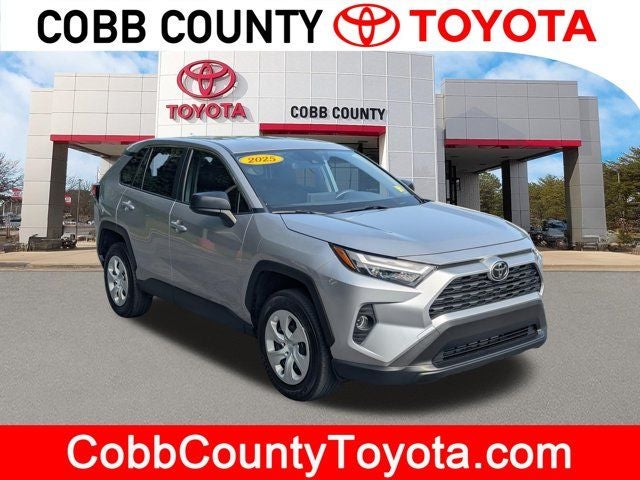 2025 Toyota RAV4 LE
