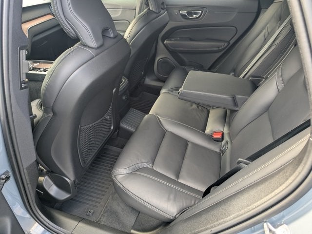 2024 Volvo XC60 Recharge Plug-In Hybrid Ultimate