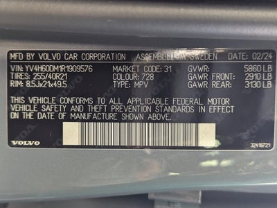 2024 Volvo XC60 Recharge Plug-In Hybrid Ultimate