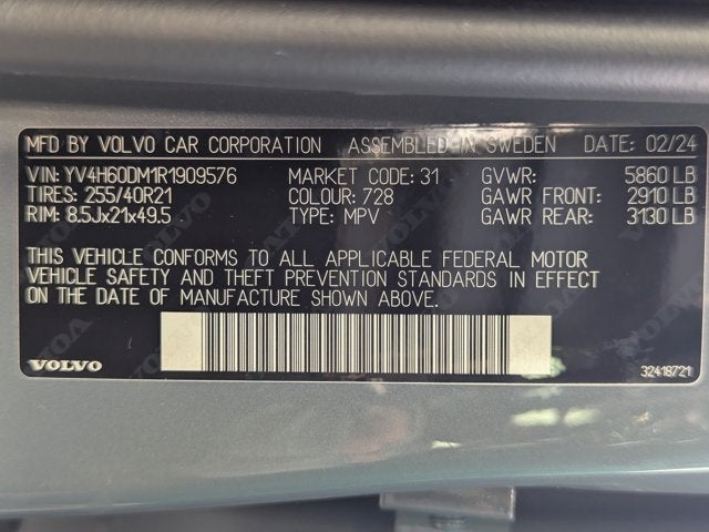 2024 Volvo XC60 Recharge Plug-In Hybrid Ultimate