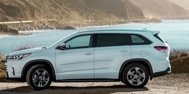 Cobb County Toyota in Kennesaw GA